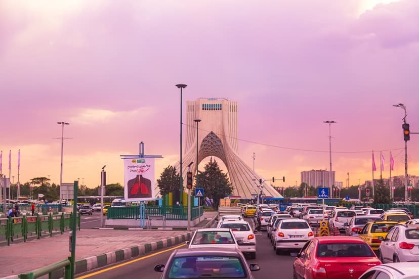 Serbia and Sweden Urge Citizens to Leave Iran Amid Potential US Airstrikes