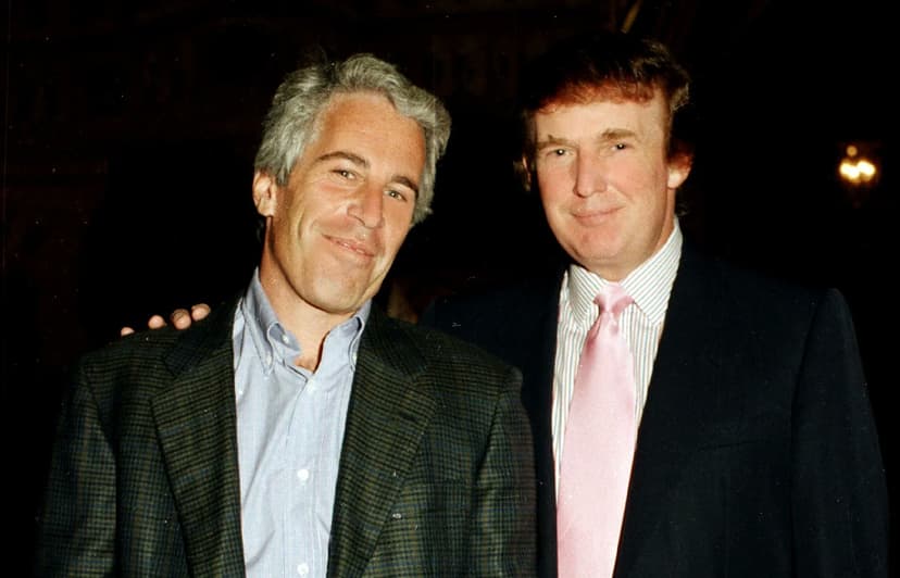 US Justice Department Accused of Hiding, Deleting Documents on Trump in Epstein Files