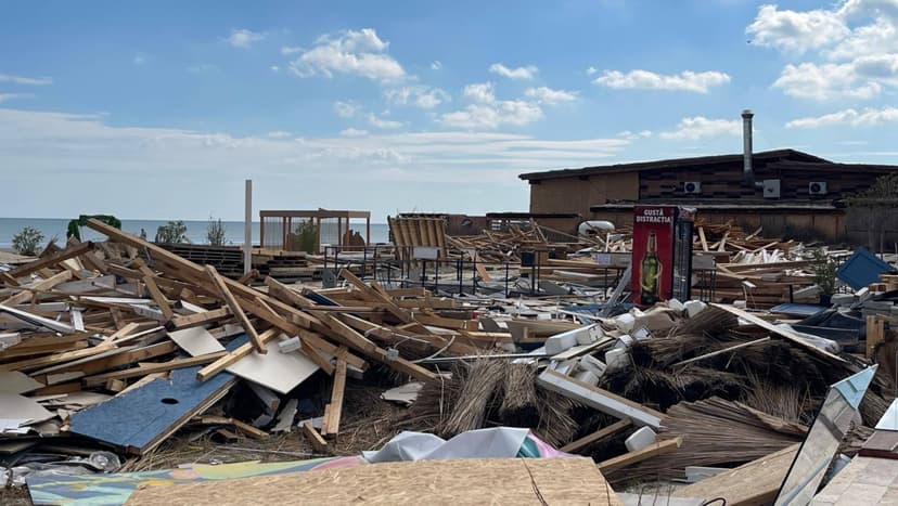 Illegal Beach Constructions Demolished on Romanian Coast