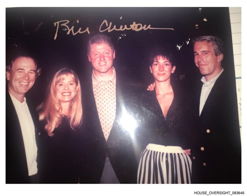 Bill Clinton, heard in the Epstein case: "I saw nothing and did nothing wrong." What he said before the US Congressional committee