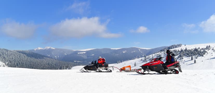 Romanian Mountain Rescuers Save 133 People in a Single Day