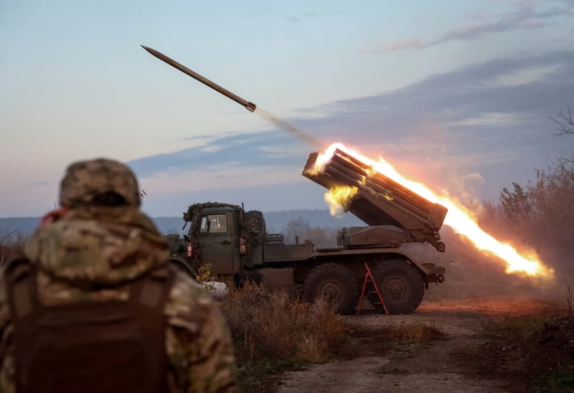 Experts Predict Russia Can Sustain Ukraine War Through 2026