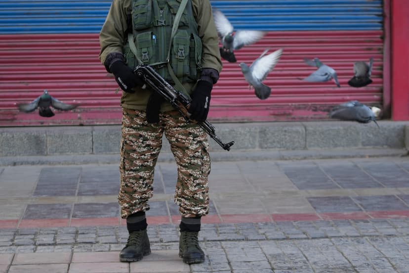 Sondaj: Doar un sfert dintre americani aprobă atacurile asupra Iranului. Jumătate cred că Trump recurge prea ușor la forță