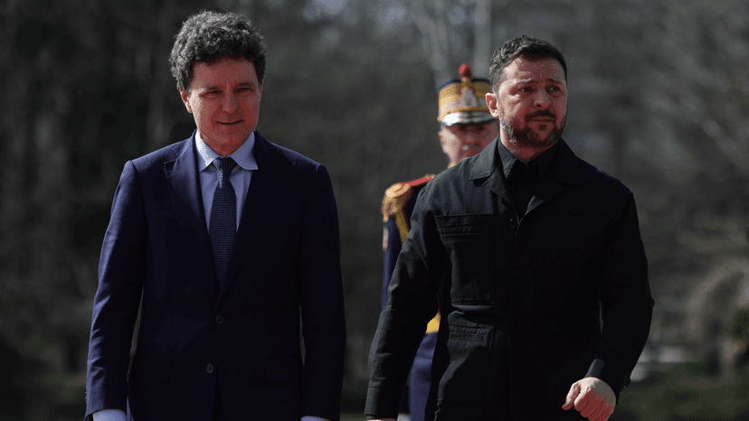 Romanian and Ukrainian Presidents Hold Joint Press Conference in Bucharest