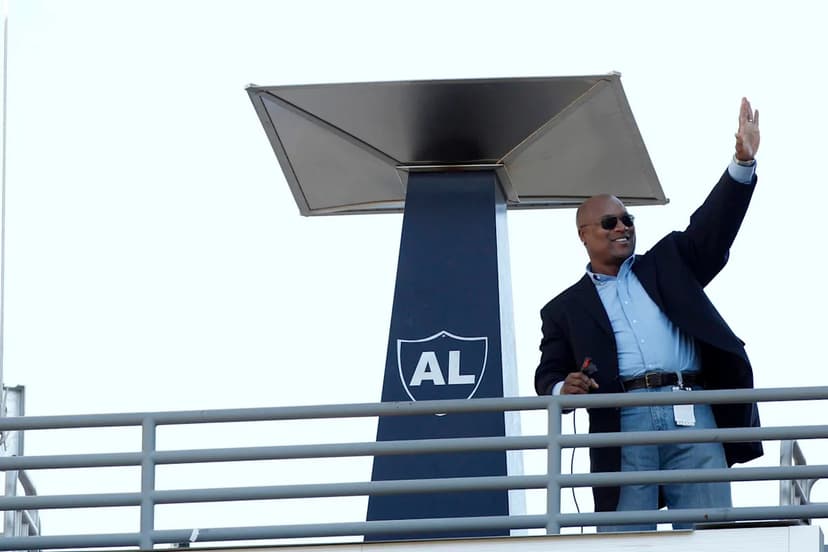 Bo Jackson Recounts Revenge on Buccaneers