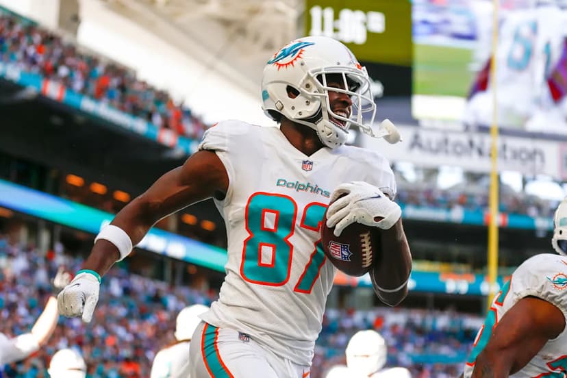 Former Dolphins WR Isaiah Ford Joins Bears Coaching Staff