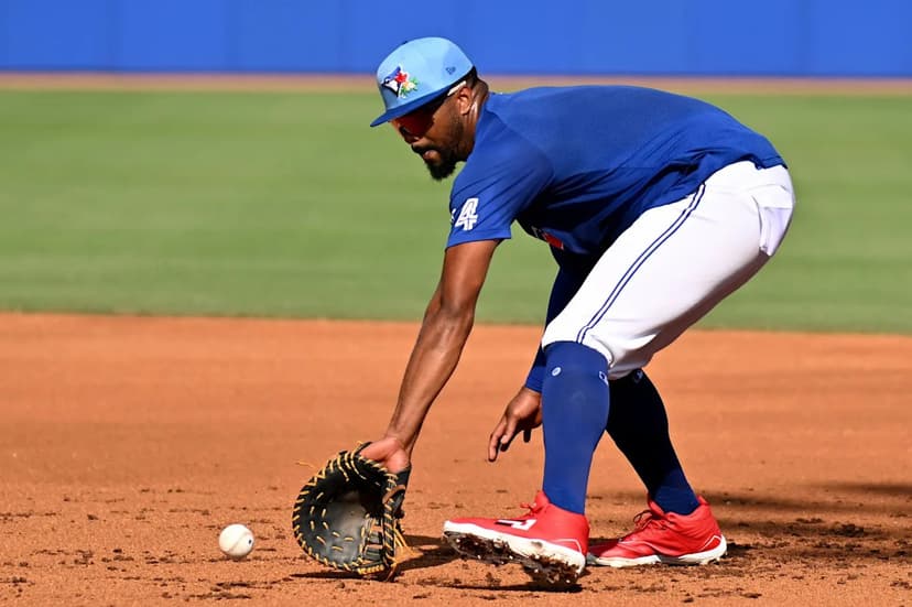 Eloy Jimenez Seeks to Revive Career with Toronto Blue Jays