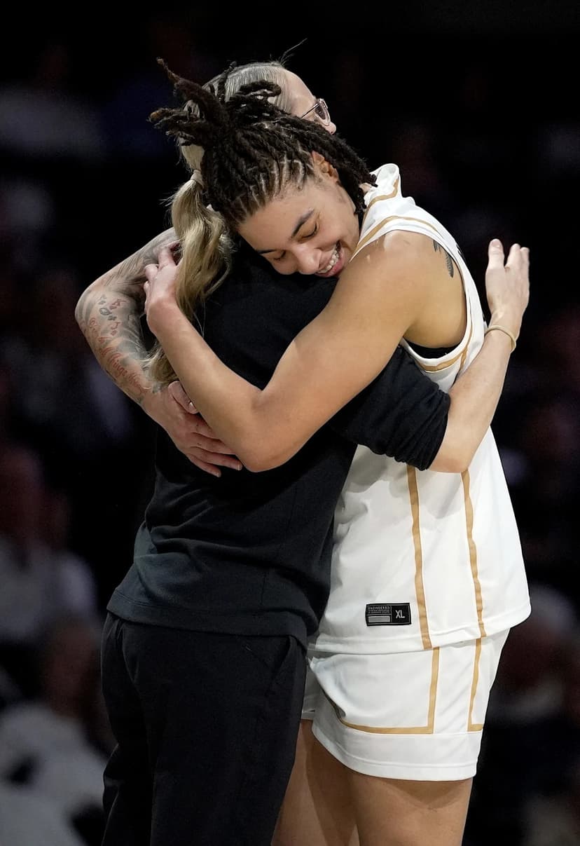 How Sacha Washington exemplifies rise of Vanderbilt women's basketball