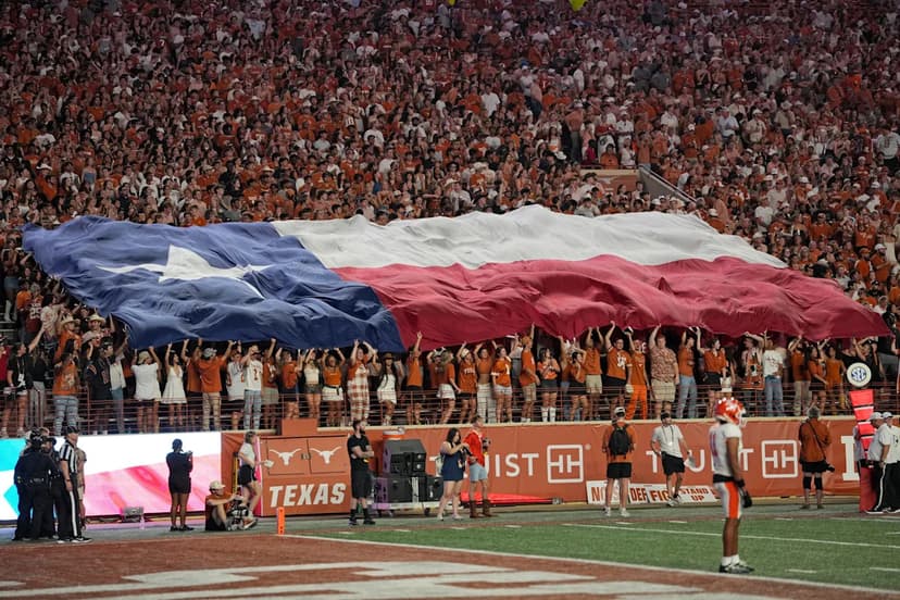 Texas Longhorns Welcome Freshman CB Hayward Howard Jr.
