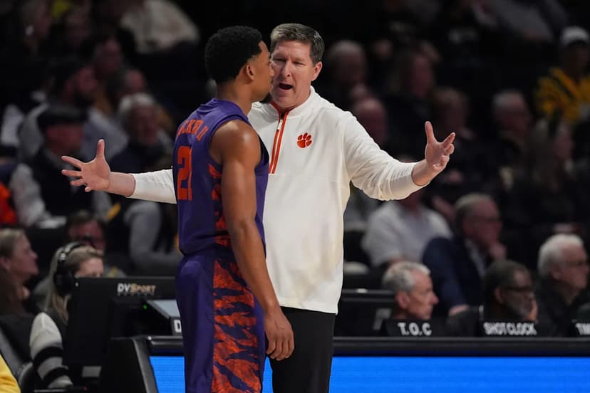 Wake Forest Tablets Turned Off During Clemson Basketball Game Due to Officials' Order