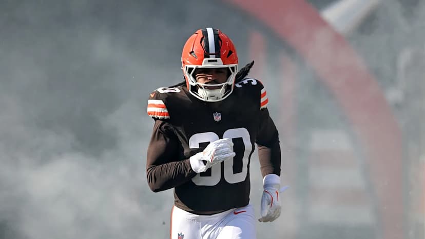 Report: Browns make re-signing Devin Bush a high priority