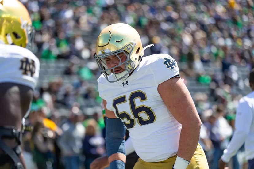 Notre Dame defensive lineman Elijah Hughes lifts over 600 pounds