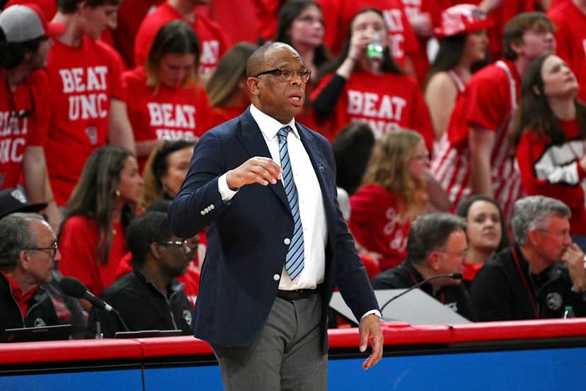 Hubert Davis Reacts to UNC's Loss Against NC State