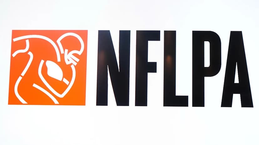 NFLPA chief player officer Don Davis steps down after 16 years with union