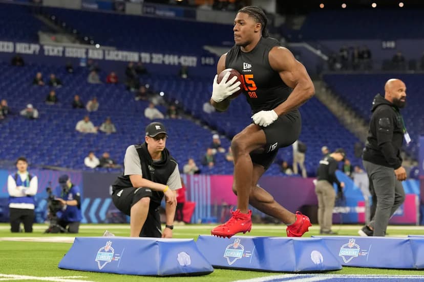 Notre Dame could have 2 running backs taken on Day 1 of the NFL draft