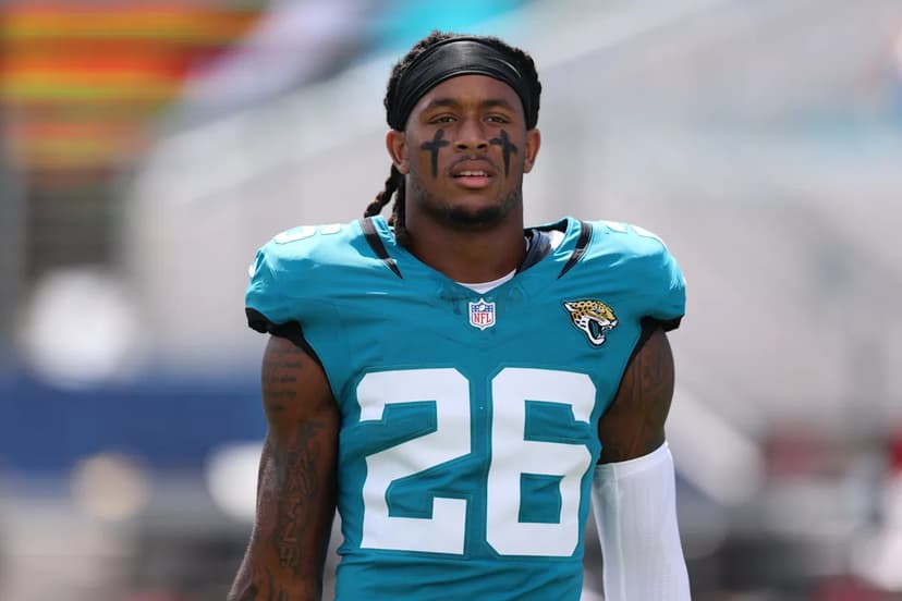 Former Texas A&M safety claims top spot in PFF positional rankings