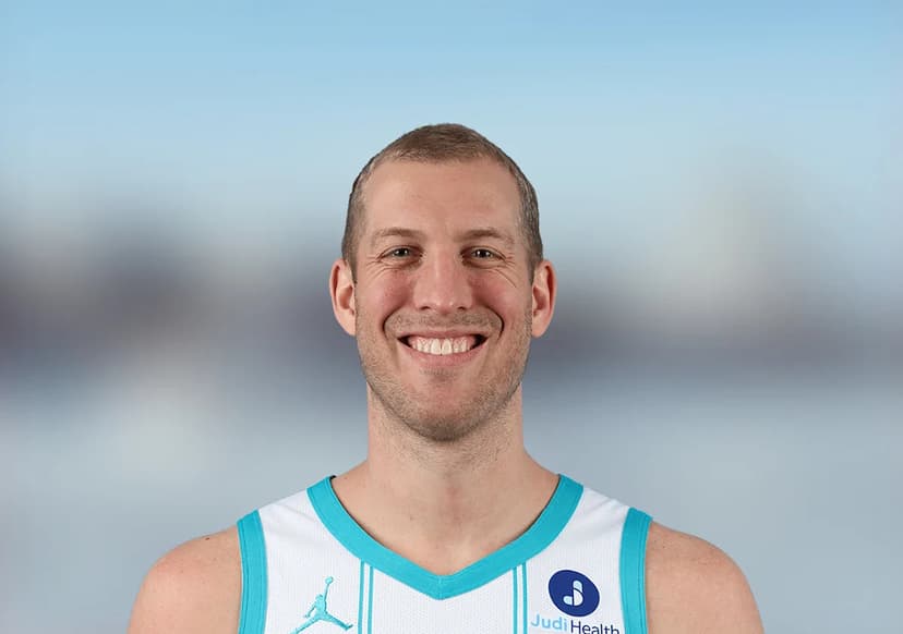 Mason Plumlee's 10 Day contract with the San Antonio …