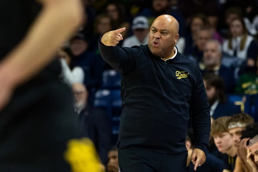Could Notre Dame hoops make a change at head coach after this year?