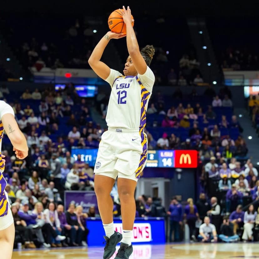 LSU Tigers Beat Mississippi State Bulldogs 72-62 In Final Regular Season Game