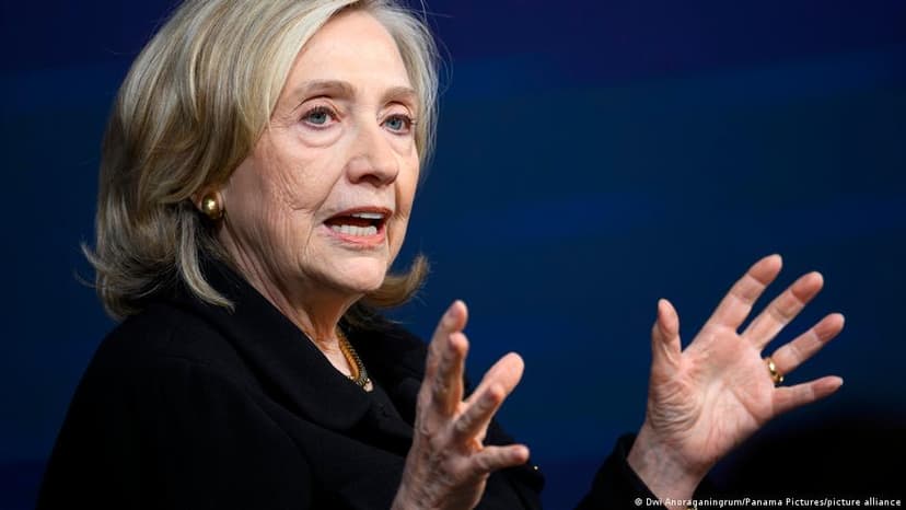 Hillary Clinton before congressmen: I didn't know about Epstein's misdeeds, you should call Trump