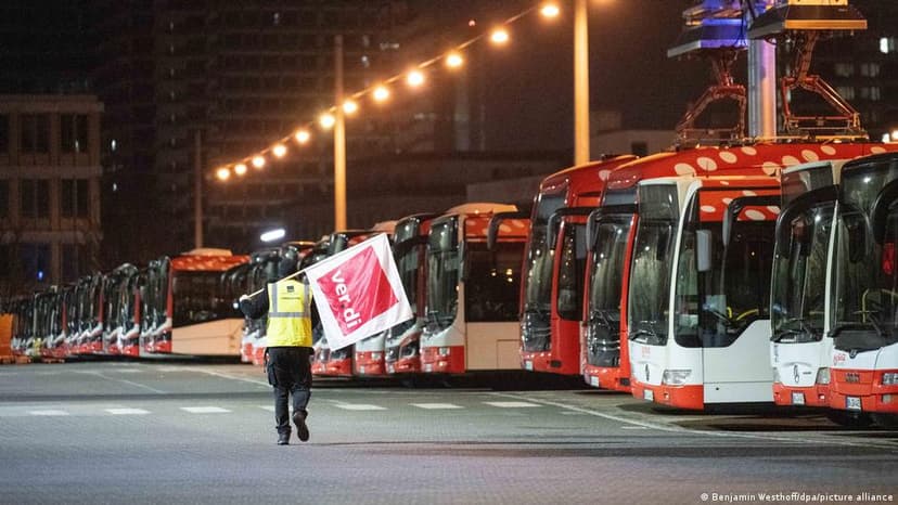 German Public Transport Workers Stage Warning Strikes