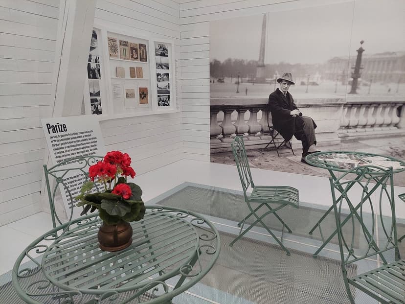 Exhibition 'Ielu maldos' Invites Visitors to Experience Riga as a Stroll