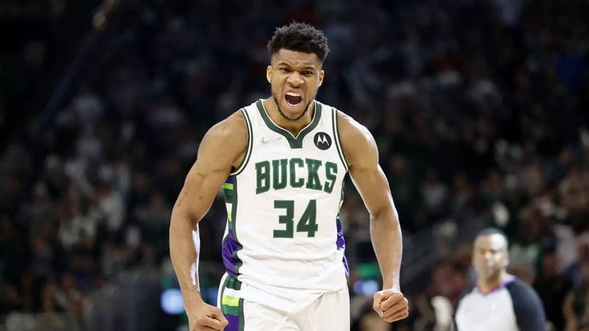 Is Giannis Antetokounmpo playing tonight vs Miami Heat injury update report now