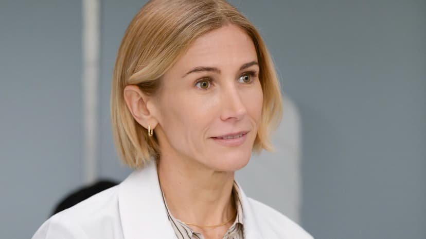Who Plays Grey’s Anatomy’s New Doctor, Toni Wright? Where You’ve Seen The Actress Before