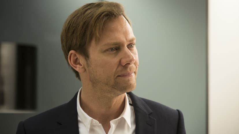 Westworld Season 1 Praised as Sci-Fi Masterpiece Amidst Series Decline