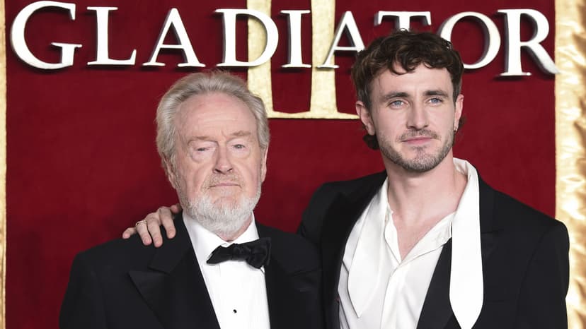Ridley Scott's Sci-Fi Horror Prequel Becomes Netflix Hit