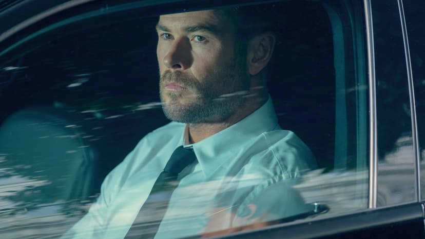 Chris Hemsworth's New Movie Features Iconic Hollywood Scene Recreation