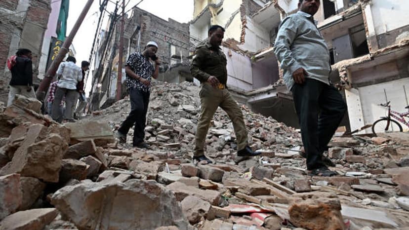 Temple road-widening project puts livelihoods in peril