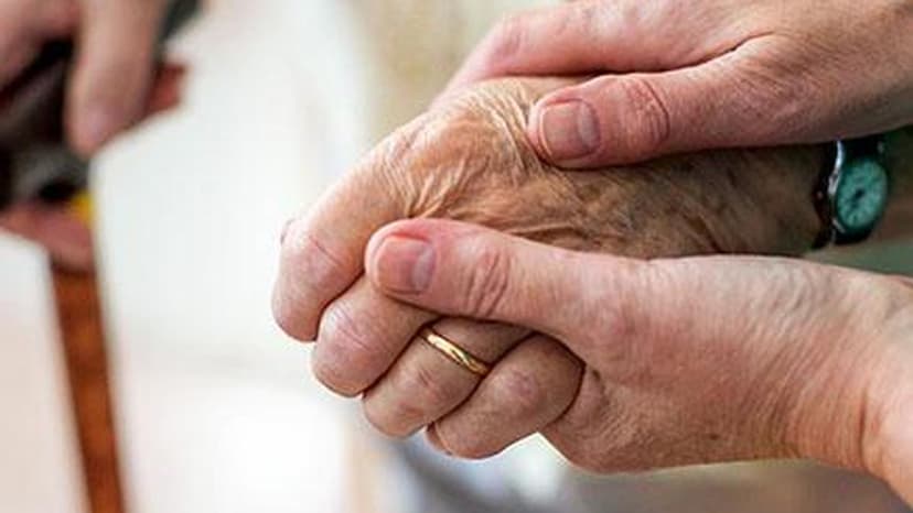 Tamil Nadu credits special grant to pension beneficiaries