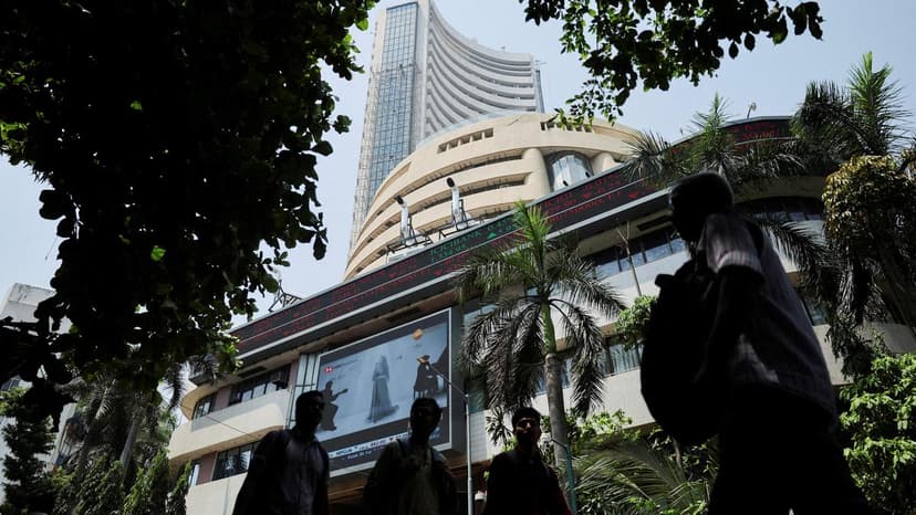 Stock markets fall: Sensex, Nifty tumble over 1%