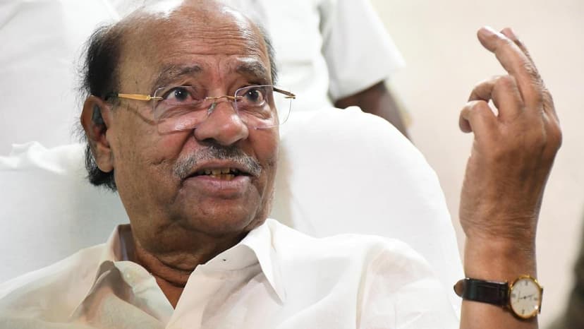 Ramadoss urges DMK govt to address demands of revenue staff on strike