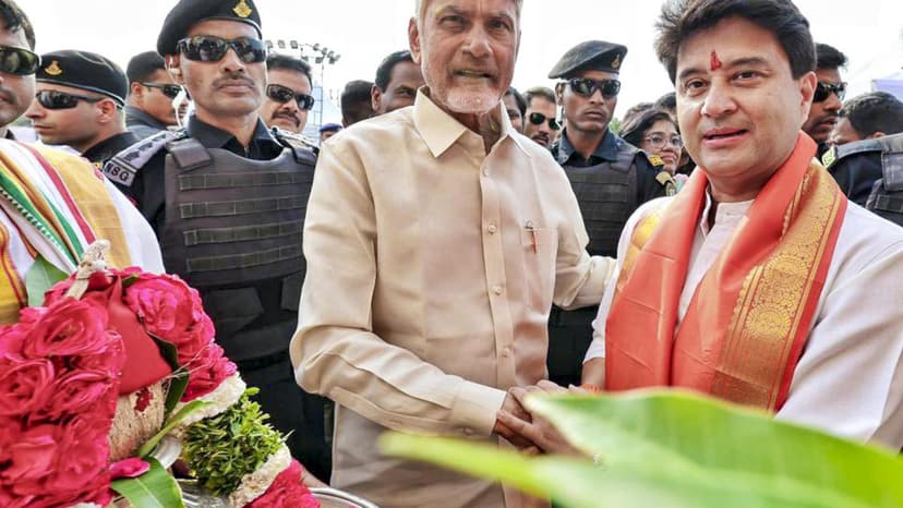 Andhra Pradesh CM Chandrababu Naidu Praises Gramin Dak Sevaks