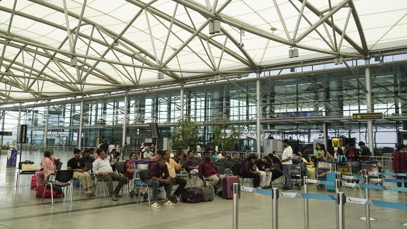 UAE airspace chaos: Sharjah Airport issues passenger advisory amid US-Israel war on Iran, flight disruptions