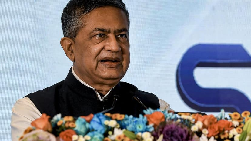 NSE chief proposes retail barriers to entry on derivative markets amidst speculation losses