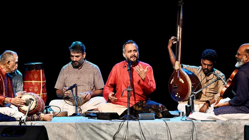Trichy Sankaran displays the fine art of accompaniment at Sandeep Narayan’s concert