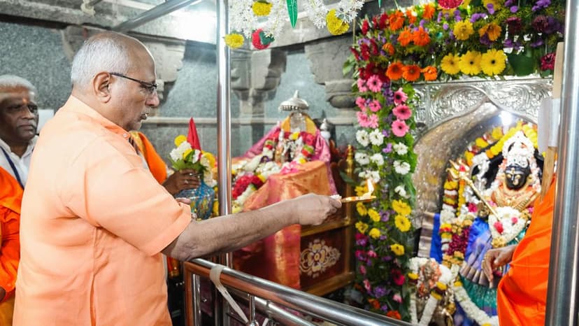 Hinduism enables man to see divinity in everyone, says Vice-President