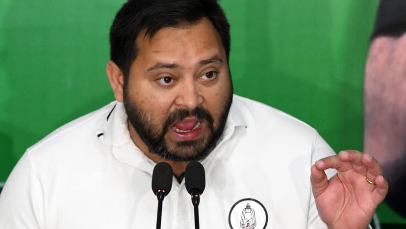 Lalu Prasad Yadav Calls RJD Parliamentary Board Meeting Amid Tejashwi's RS Poll Speculations