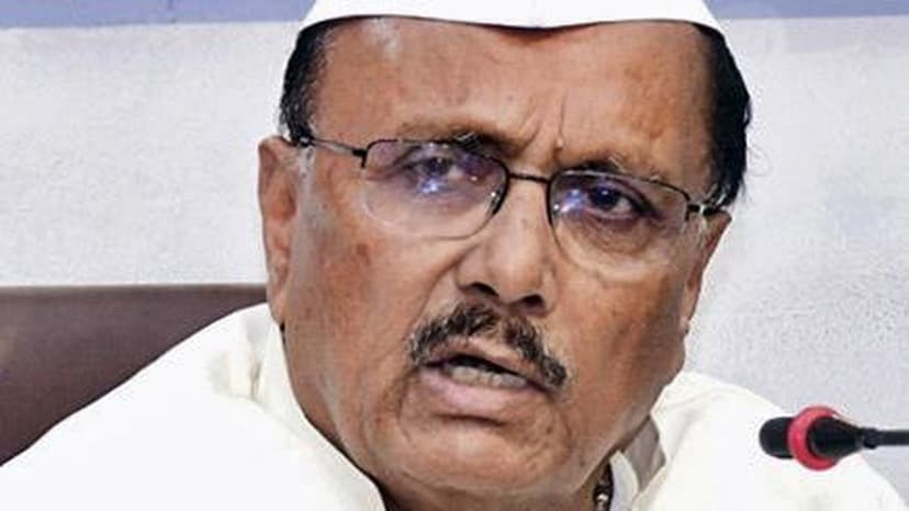 Karnataka Government Faces Criticism Over Shifting Doctors from Rural PHCs