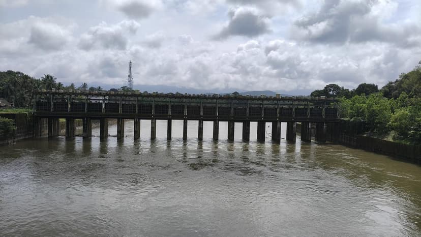 Karkala MLA castigates government over power disconnection to Yennehole Lift Irrigation project