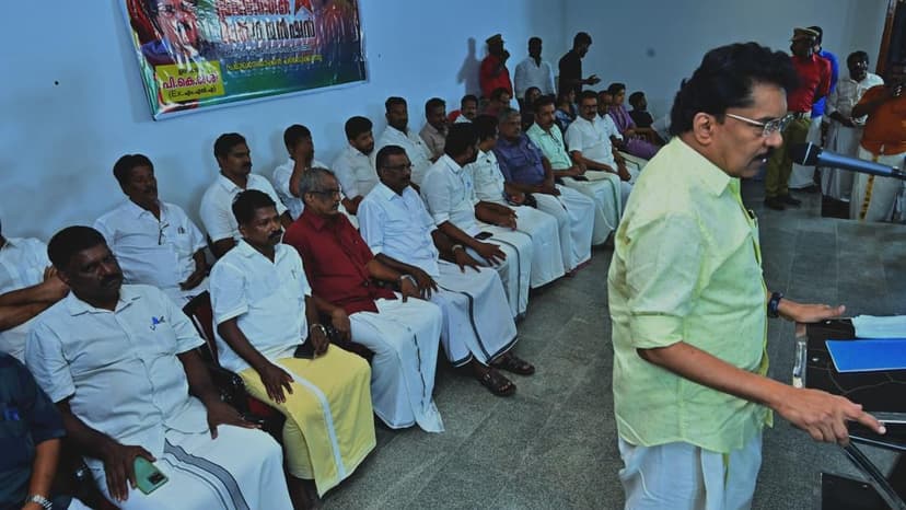 CPI(M) Expels P.K. Sasi