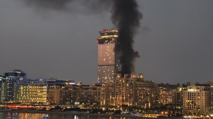 Dubai and Abu Dhabi hit by missiles: airports shut down, witnesses release debris footage, one dead