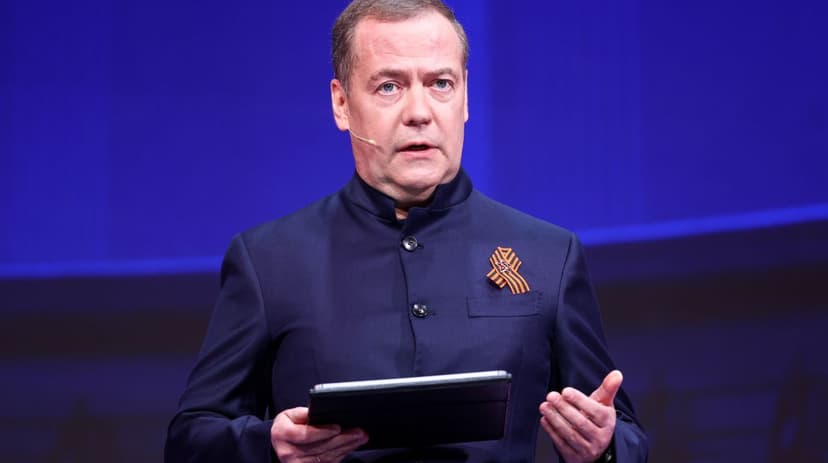 Nuk ndalet me kërcënimet Medvedev, paralajmëron Ukrainën dhe vendet perëndimore: Rusia do të detyrohet të përdorë çdo armë bërthamore nëse…