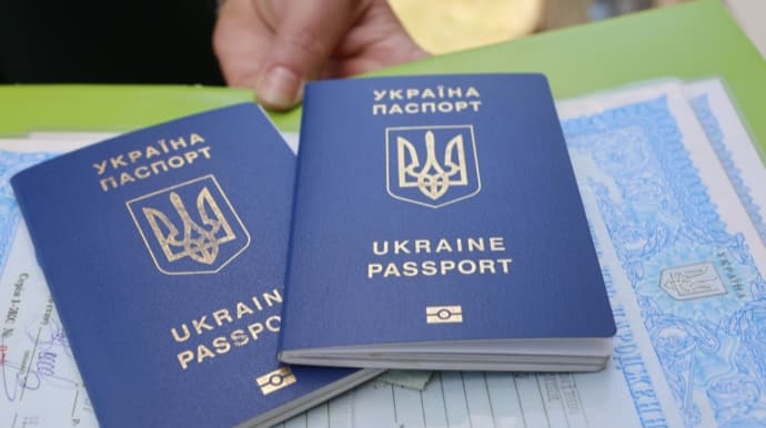 EU Commission Confirms No Exceptions for Ukrainian Men of Recruitment Age in Temporary Protection