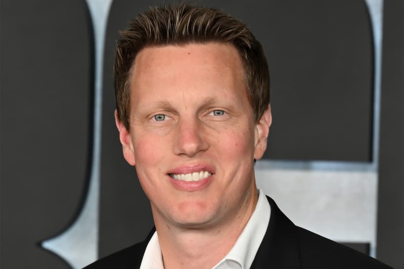 Paramount Skydance Sees Q4 Loss Widen After TV Downturn Amid New Effort to Acquire Warner