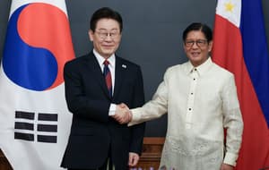 Korean, Philippine leaders meet on 77th anniversary of diplomatic ties