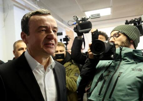 Italian Ambassador Congratulates New Kosovo Parliament Speaker and Premier